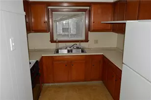 145 Magnolia St, Cranston, RI 02920 - Photo 3