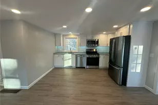 240 Brayton Rd, Tiverton, RI 02878 - Photo 7