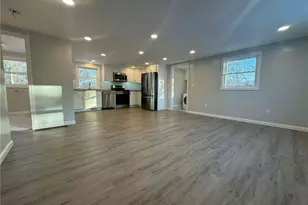 240 Brayton Rd, Tiverton, RI 02878 - Photo 3