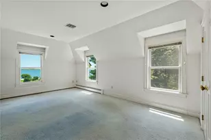517 Tuckerman Ave, Middletown, RI 02842 - Photo 25