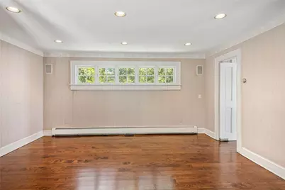 517 Tuckerman Avenue, Middletown, RI 02842 - Photo 17