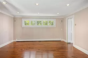 517 Tuckerman Ave, Middletown, RI 02842 - Photo 17