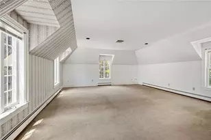 517 Tuckerman Ave, Middletown, RI 02842 - Photo 31