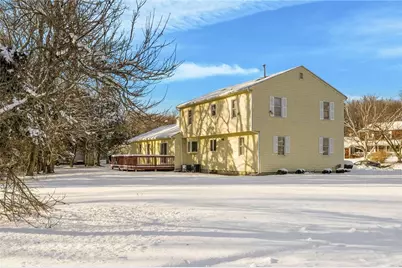 10 Arrowhead Way, Warwick, RI 02886 - Photo 3