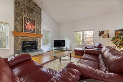 47 Wooded Grove Circle, South Kingstown, RI 02892 - Photo 11