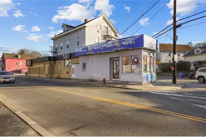1039 Douglas Avenue, Providence, RI 02904 - Photo 9