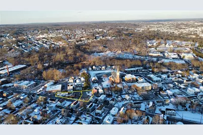 1039 Douglas Avenue, Providence, RI 02904 - Photo 5