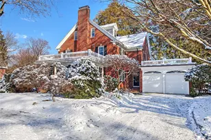 39 Harwich Rd, Providence, RI 02906 - Photo 47