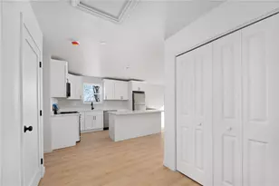 119 Farm St, Providence, RI 02908 - Photo 37