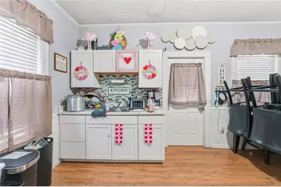 526 Bernon Street, Woonsocket, RI 02895 - Photo 7