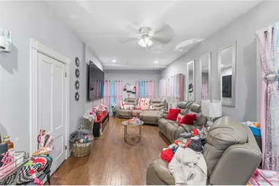 526 Bernon Street, Woonsocket, RI 02895 - Photo 5