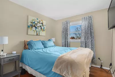 35 Squantum Drive, Middletown, RI 02842 - Photo 21