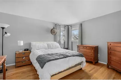 35 Squantum Drive, Middletown, RI 02842 - Photo 19