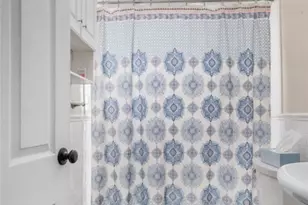 35 Squantum Dr, Middletown, RI 02842 - Photo 25