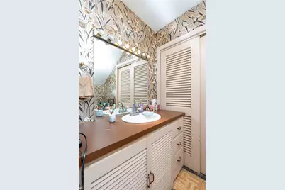 36 Hereford Street, Providence, RI 02908 - Photo 5