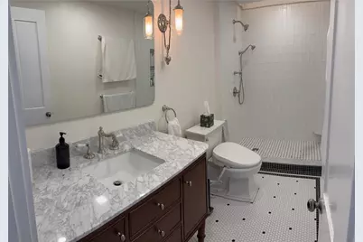 75 Pelham Street #D, Newport, RI 02840 - Photo 9