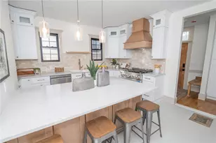 400 Angell St, Providence, RI 02906 - Photo 5