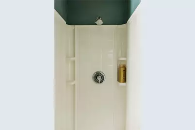 16 Ward Avenue, Middletown, RI 02842 - Photo 23