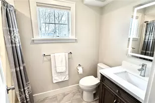 20 E East Bowery St, Newport, RI 02840 - Photo 19