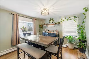 727 Mendon Rd, Woonsocket, RI 02895 - Photo 3