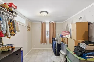 727 Mendon Rd, Woonsocket, RI 02895 - Photo 25