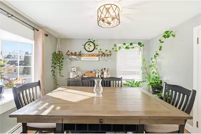 727 Mendon Road, Woonsocket, RI 02895 - Photo 5