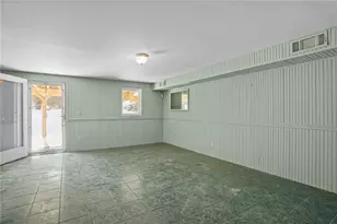 1029 Boston Neck Rd, Narragansett, RI 02882 - Photo 35