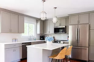 11 Hillview Dr, Narragansett, RI 02882 - Photo 9