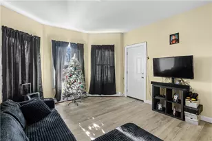 61 Stanwood St, Providence, RI 02907 - Photo 11