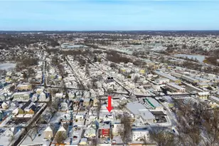 53 Samuel Ave, Pawtucket, RI 02860 - Photo 5