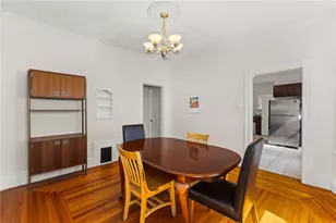 202 Rochambeau Ave, Providence, RI 02906 - Photo 25
