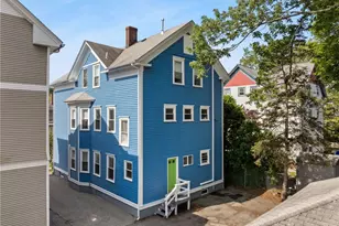 202 Rochambeau Ave, Providence, RI 02906 - Photo 3