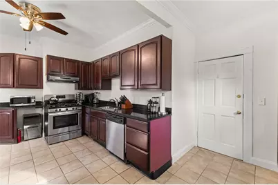 202 Rochambeau Avenue #2, Providence, RI 02906 - Photo 9