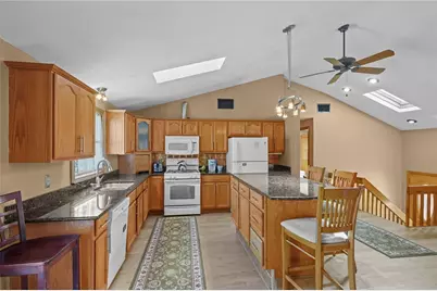 2 Sturbridge Avenue, Smithfield, RI 02828 - Photo 7