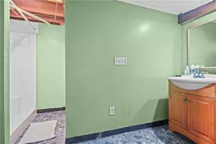 2 Sturbridge Ave, Smithfield, RI 02828 - Photo 35