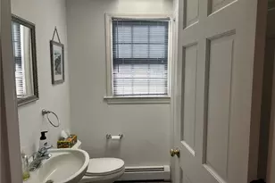 123 Border Ave, South Kingstown, RI 02879 - Photo 9