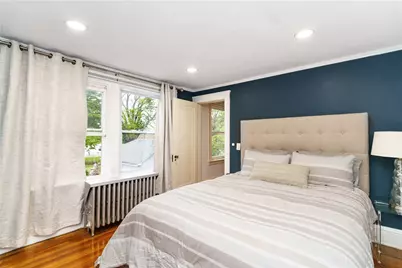 821 Post Road, Warwick, RI 02888 - Photo 37