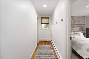 821 Post Rd, Warwick, RI 02888 - Photo 25