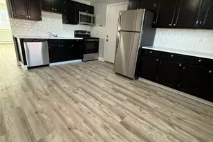 61 Esten Ave, Pawtucket, RI 02860 - Photo 5