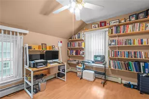 163 West Ave, Pawtucket, RI 02860 - Photo 15