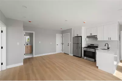 735 Broadway, Pawtucket, RI 02861 - Photo 5