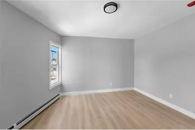 735 Broadway, Pawtucket, RI 02861 - Photo 11