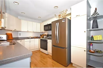 39 Bagy Wrinkle Cove #39, Warren, RI 02885 - Photo 3