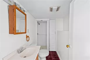 220 Bay View Ave, Cranston, RI 02905 - Photo 25