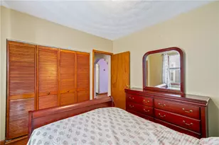 220 Bay View Ave, Cranston, RI 02905 - Photo 11