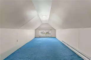 220 Bay View Ave, Cranston, RI 02905 - Photo 17