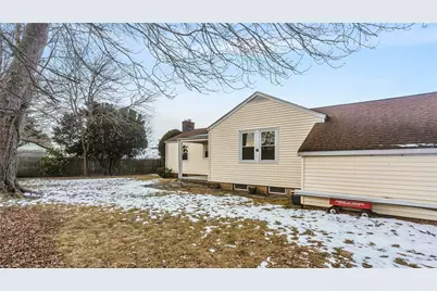 24 Elm Circle, Cranston, RI 02920 - Photo 21