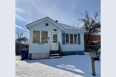 15 Center Court, Warwick, RI 02889 - Photo 1