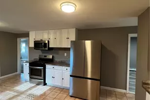 11 Hillhurst Ave, Providence, RI 02909 - Photo 33