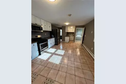 11 Hillhurst Avenue, Providence, RI 02909 - Photo 9